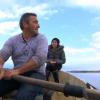 Alessandra Sublet chante Sunday bloody sunday dans la bande-annonce de Fais-moi une place sur France 5 le 1er décembre 2013 à 20h40