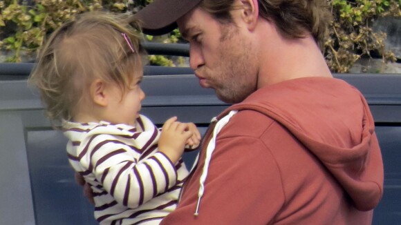 Chris Hemsworth : Papa-poule avec India Rose, relax avant son 2e enfant