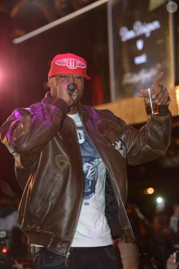 Booba en showcase au VIP Room. Paris, le 13 novembre 2013.