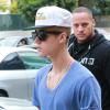 Justin Bieber fait du shopping à West Hollywood, Los Angeles, le 16 novembre 2013.