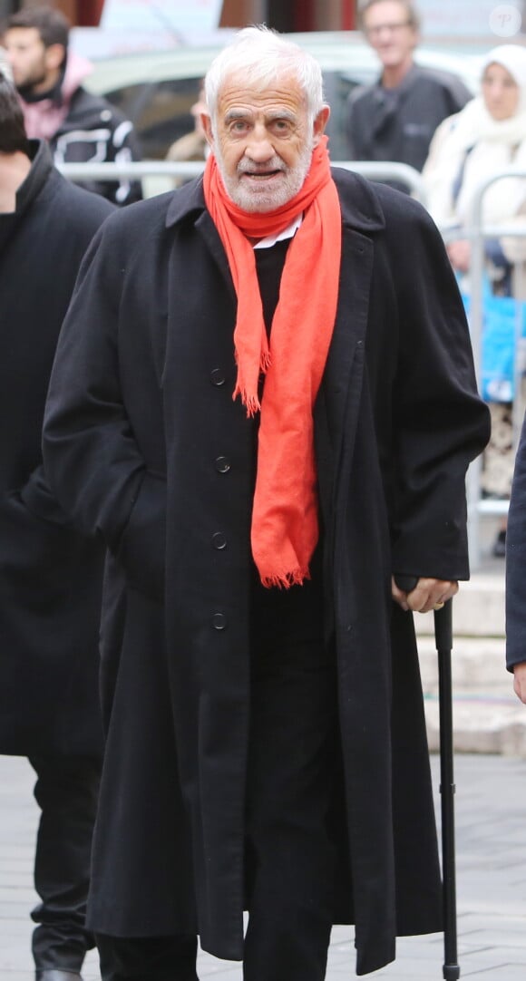Jean-Paul Belmondo arrivant aux obsèques de Georges Lautner en la cathédrale Sainte-Reparate à Nice, le 30 novembre 2013. Photo BestImage/Franz Chavaroche/Nice-Matin