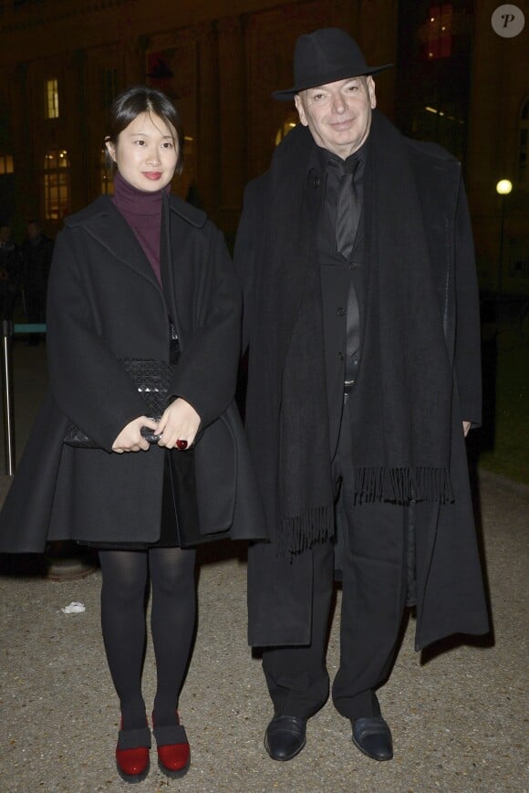 Jean Nouvel et sa compagne Lida Guan - Vernissage de l'exposition "Cartier : Le style et l'histoire" au Grand Palais à Paris, le 2 decembre 2013.
