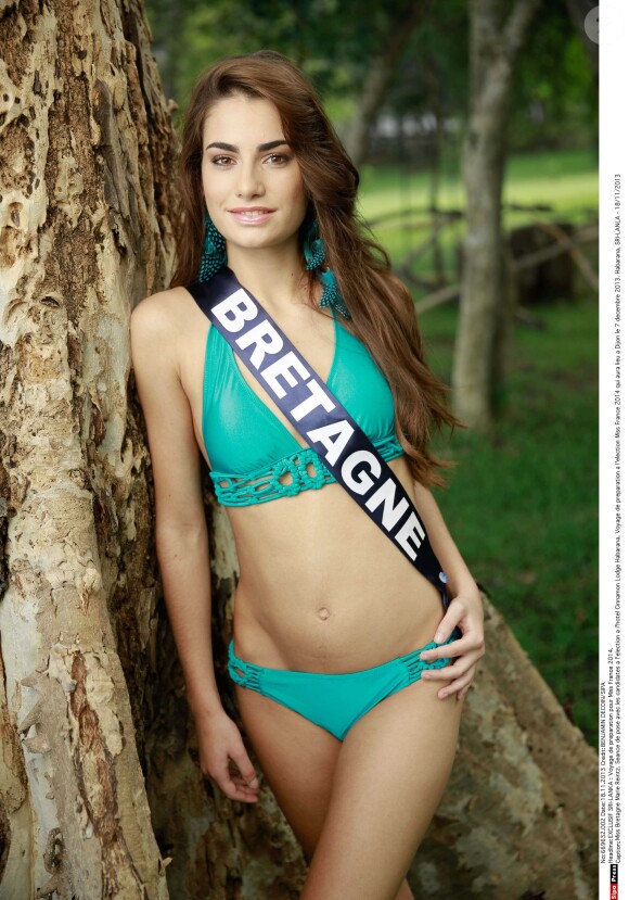 Marie Chartier, Miss Bretagne 2013, candidate en maillot de bain pour Miss France 2014.