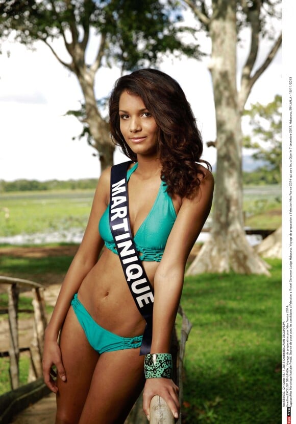 Nathalie Frédal, Miss Martinique 2013, candidate en maillot de bain pour Miss France 2014.