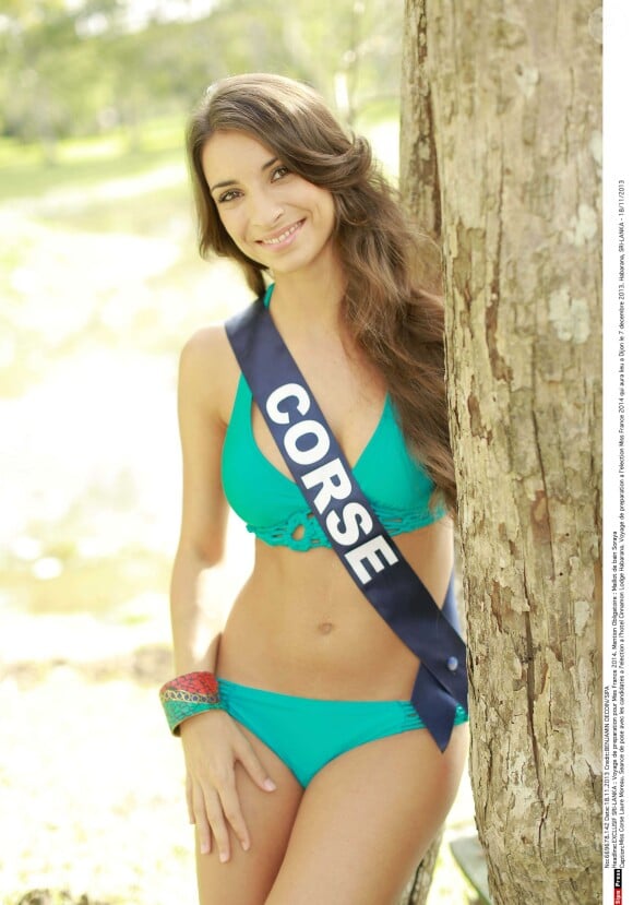 Cécilia Napoli, Miss Corse 2013, candidate en maillot de bain pour Miss France 2014.