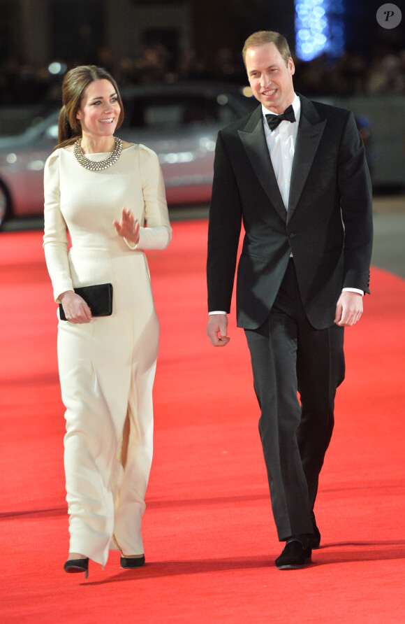 Le duc et la duchesse de Cambridge lors de la première du biopic sur Nelson Mandela à Londres le 5 décembre 2013