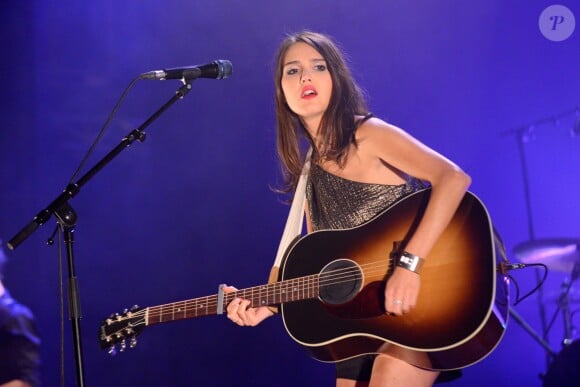 Joyce Jonathan sur scène au Trianon à Paris, le 29 octobre 2013.