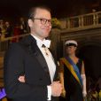 Le prince Daniel de Suède arrive pour le banquet en l'honneur des Prix Nobel le 10 décembre 2013 à Stockholm