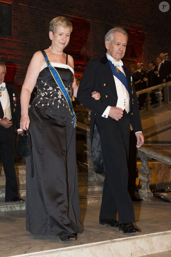 Svante Lindqvist et Anne Kristin Lund (ambassadeur de Norvège en Suède) au banquet organisé en l'honneur des lauréats des Nobel 2013, à l'Hôtel de Ville de Stockholm le 10 décembre 2013