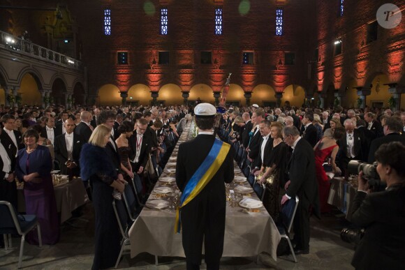 Atmosphère au banquet organisé en l'honneur des lauréats des Nobel 2013, à l'Hôtel de Ville de Stockholm le 10 décembre 2013