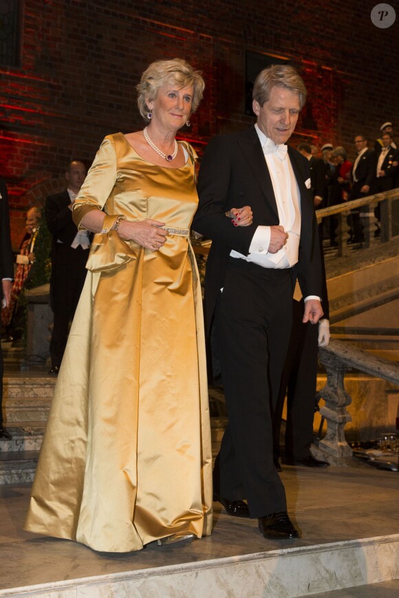 Catarina Lindqvist et Robert J. Shiller (Nobel d'économie) au banquet organisé en l'honneur des lauréats des Nobel 2013, à l'Hôtel de Ville de Stockholm le 10 décembre 2013