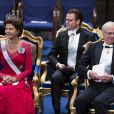 Le roi Carl XVI Gustaf de Suède présidait avec la reine Silvia, le prince Carl Philip et le prince Daniel la cérémonie de remise des prix Nobel le 10 décembre 2013 à Stockholm