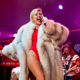 Miley Cyrus sur la scène du Jingle Ball organisé par la radio KDWB à Saint Paul (Minnesota), mardi 10 décembre 2013.