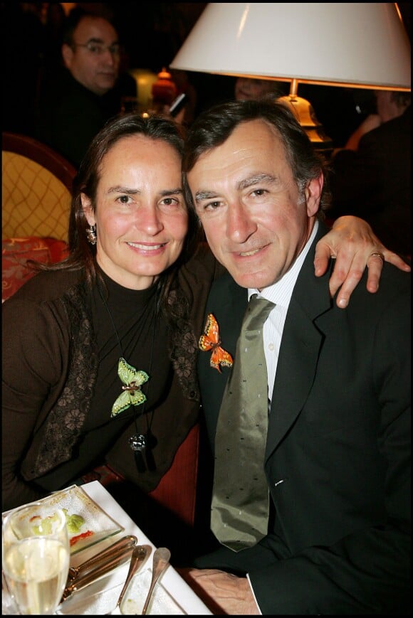 Christophe Malavoy et sa femme Isabelle lors d'une soirée au Hyatt Regency à Paris le 21 mars 2006