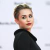 La chanteuse Miley Cyrus et la coupe à la garçonne version version rock!