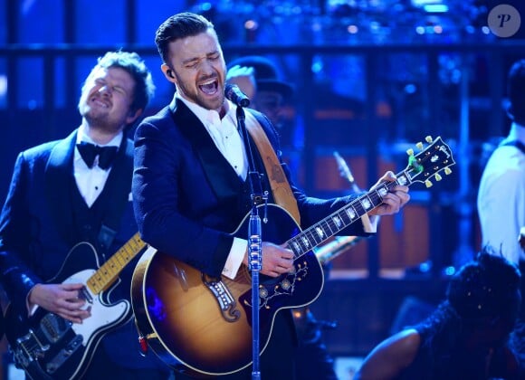 Justin Timberlake lors des "American Music Awards" au Nokia Theatre à Los Angeles, le 24 novembre 2013.