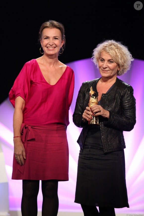 Marie-Laure Sauty de Chalon (PDG d'aufeminin.com) et Nathalie Samson Friedlander (Femme de style) lors de la cérémonie des "Femmes en Or 2013" à Avoriaz, le 14 décembre 2013.