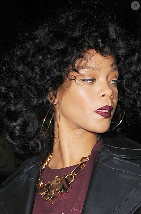 La belle Rihanna à Chelsea, New York, de sortie, le 19 décembre 2013
