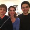 La reine Rania, sans doute la plus cool de tous les temps ! ici, elle pose avec ses deux fils pour son compte Twitter et Instagram