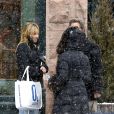 Goldie Hawn, Kurt Russell croisent Melanie Griffith à Aspen dans le Colorado le 24 décembre 2013.