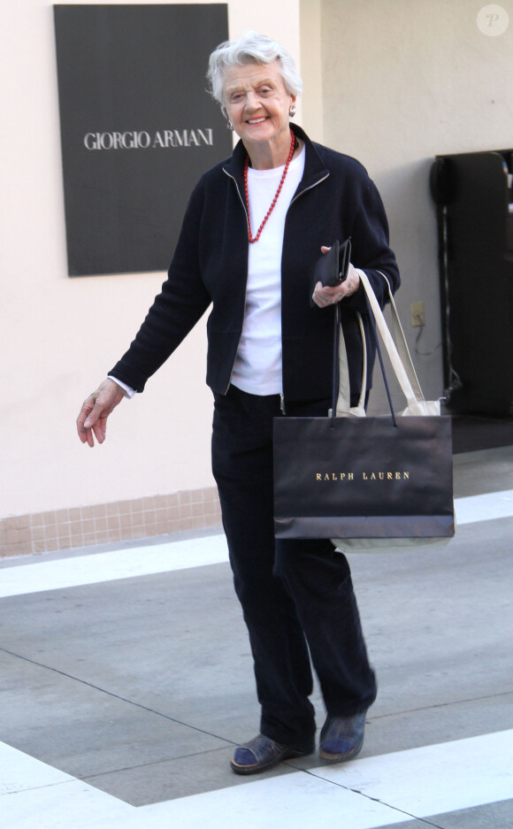 Angela Lansbury à Beverly Hills le 20 décembre 2012. Un an plus tard, l'héroïne d'Arabesque apprendra qu'elle est faite Dame, décorée dans l'ordre de l'empire britannique