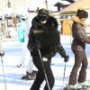 Kim et Kourtney Kardashian font du ski à Aspen, dans le Colorado. Le 30 décembre 2013.