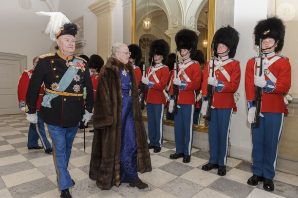La reine Margrethe II de Danemark et le prince consort Henrik lors de la réception du Nouvel An du corps diplomatique au palais Christiansborg à Copenhague le 6 janvier 2014.
