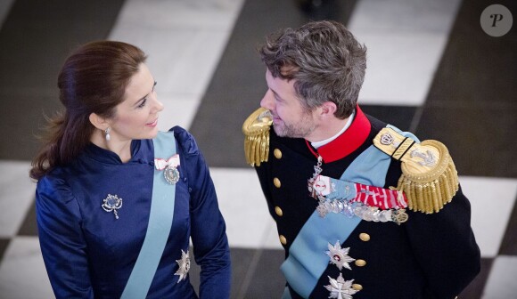 Le prince héritier Frederik et la princesse Mary de Danemark lors de la réception du Nouvel An du corps diplomatique au palais Christiansborg à Copenhague le 6 janvier 2014.