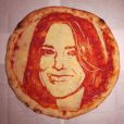  33 (bonus !) - Kate Middleton, portrait à la pizza. Réalisé en janvier 2013 par un restaurateur de Glasgow, Domenico Crolla. 