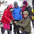  7 - Kate Middleton, scout toujours en Cumbrie sous la neige le 22 mars 2013 