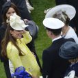  14 - Kate Middleton lors d'une garden party à Buckingham Palace le 22 mai 2013 