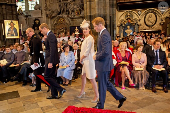 15 - Kate Middleton, William et Harry à Westminster le 4 juin 2013 pour le soixantenaire du couronnement de la reine Elizabeth II