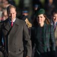  32 - Le prince William et Kate Middleton le 25 décembre 2013, avec la famille royale britannique pour la messe de Noël. 