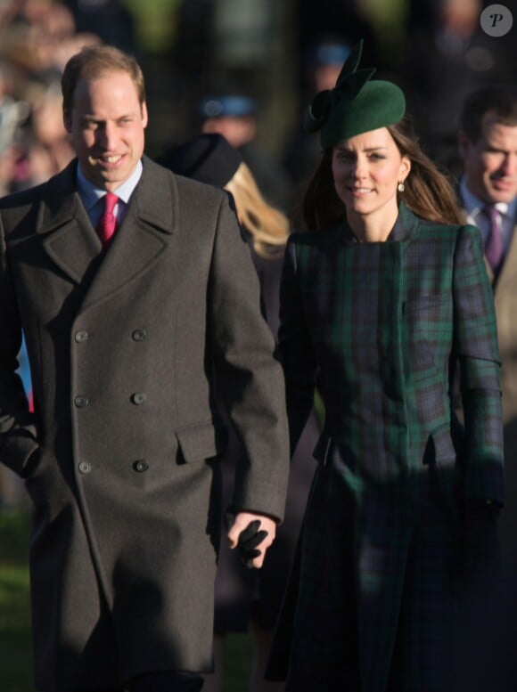 32 - Le prince William et Kate Middleton le 25 décembre 2013, avec la famille royale britannique pour la messe de Noël.