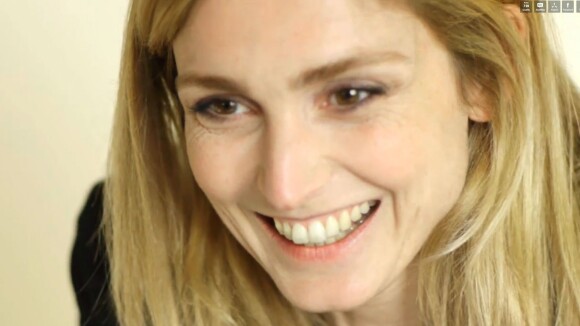 Julie Gayet - Hollande : L'actrice évoque en vidéo leur premier rendez-vous