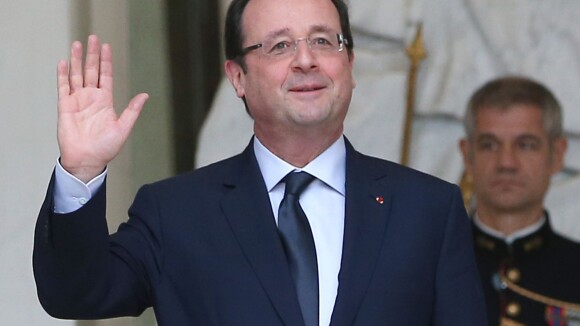 Julie Gayet - Hollande : Humour, attaques et stats... La Toile en ébullition