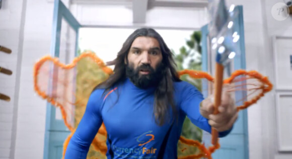 Sébastien Chabal, gentille fée d'une publicité anglaise