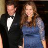 La princesse Madeleine de Suède, enceinte, prenait part avec son mari Chris O'Neill à la soirée de gala organisée au Théâtre Oskar à Stockholm le 19 décembre 2013 pour les 70 ans de la reine Silvia.