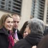 La princesse Letizia d'Espagne au sortir d'une réunion du comité de direction de la FEDER, la Fédération nationale des maladies rares, le 10 janvier 2014 à Madrid.