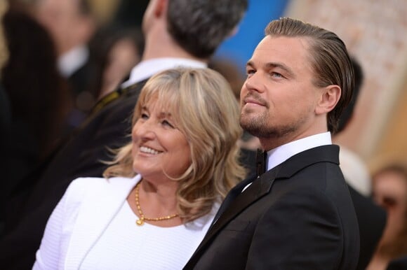 Leonardo DiCaprio et sa mère Irmelin lors des Golden Globes le 12 janvier 2014 à Los Angeles