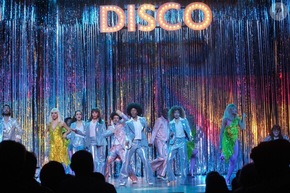 Exclu - La dernière du spectacle ''D.I.S.C.O'' aux Folies Bergère à Paris, le 12 janvier 2014.