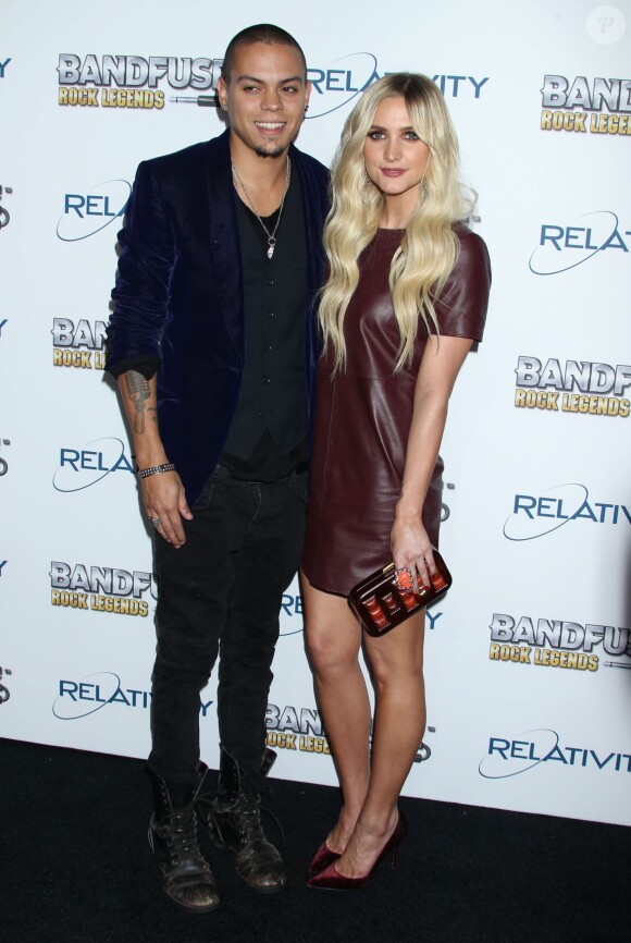 Evan Ross et Ashlee Simpson à West Hollywood le 12 Novembre 2013.