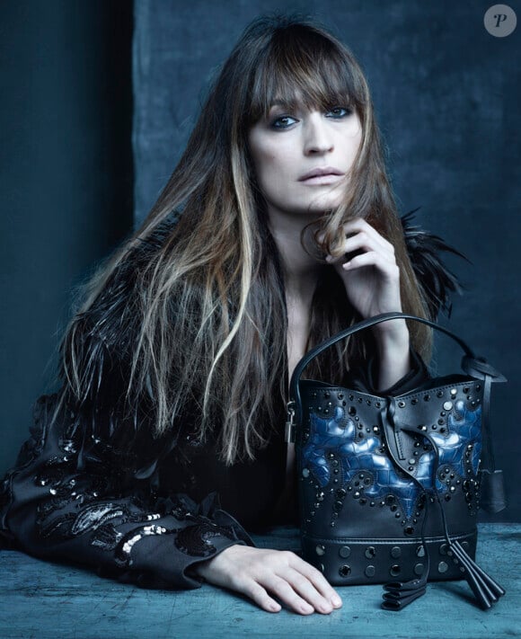 Caroline de Maigret photographiée par Steven Meisel pour Louis Vuitton. Campagne publicitaire printemps-été 2014.