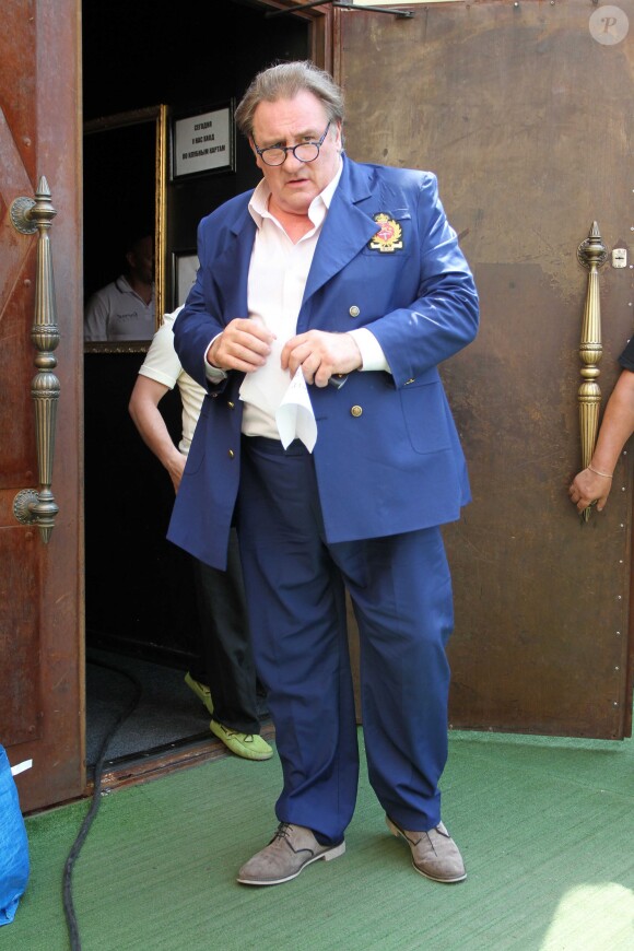 Gérard Depardieu sur le tournage de la série Zaïtsev+1 (saison 3) à Moscou le 8 juillet 2013