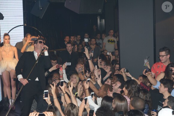 Robin Thicke en showcase à Paris, le samedi 18 janvier 2014.