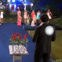 Bachelor 2014 : Plage, baisers et séduction, les 1res images de Paul en action