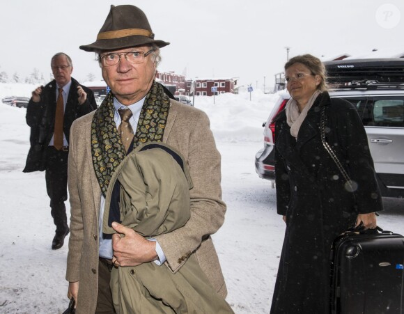 Le roi Carl XVI Gustaf de Suède lors d'une conférence sur la défense nationale le 12 janvier 2014