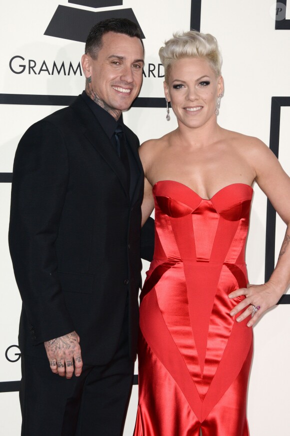 Carey Hart et Pink arrivent au Staples Center pour la 56e édition des Grammy Awards. Los Angeles, le 26 janvier 2014.
