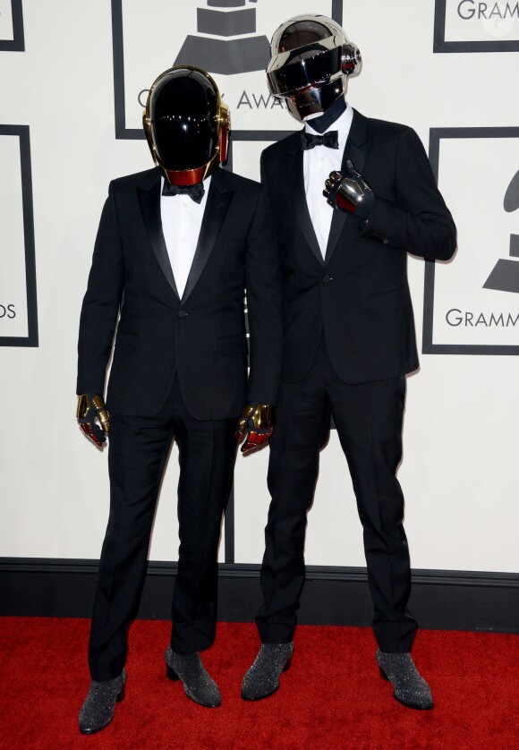 Guy-Manuel de Homem-Christo et Thomas Bangalter arrivent au Staples Center pour la 56e édition des Grammy Awards. Los Angeles, le 26 janvier 2014.