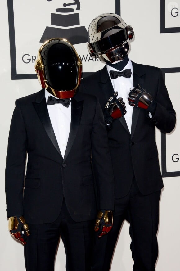 Guy-Manuel de Homem-Christo et Thomas Bangalter arrivent au Staples Center pour la 56e édition des Grammy Awards. Los Angeles, le 26 janvier 2014.